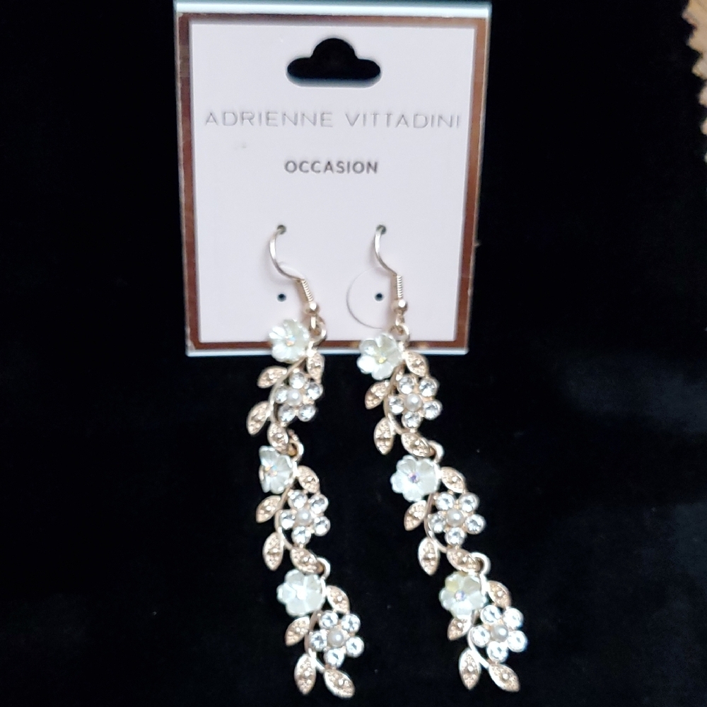 Adrienne Vittadini Gold and White Botanical Earrings - Picture 3 of 13
